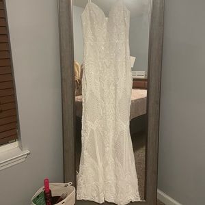 Wedding dress